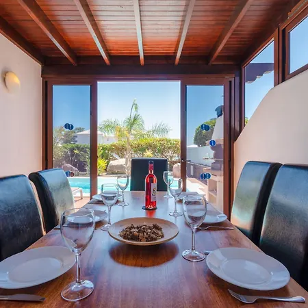 Del Rey Villa